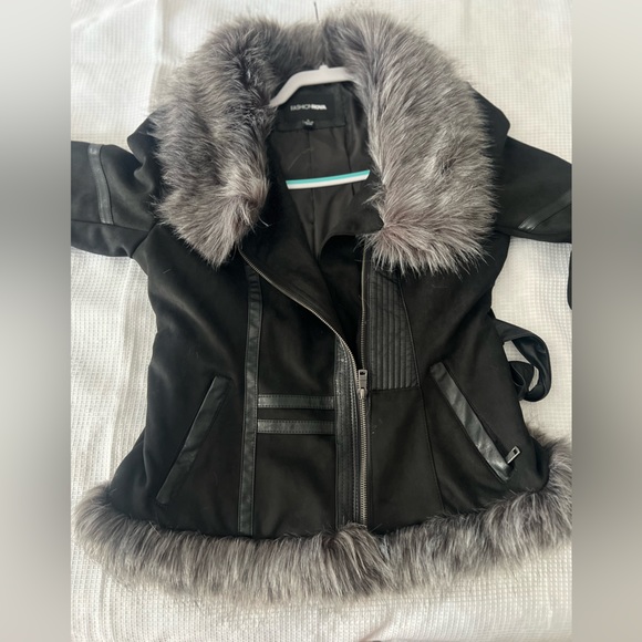 Black Jacket with Faux Fur Trim - Picture 2 of 13